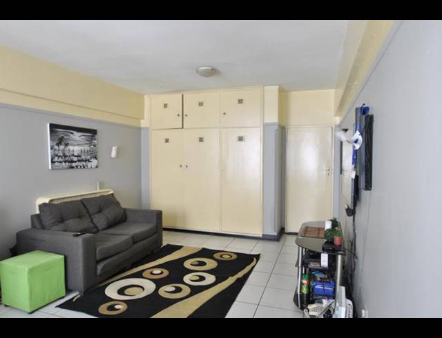 1 BEDROOM APARTMENT FOR SALE IN PARKTOWN